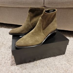 *NEW* Alexander Wang Olive Suede Kori Boots